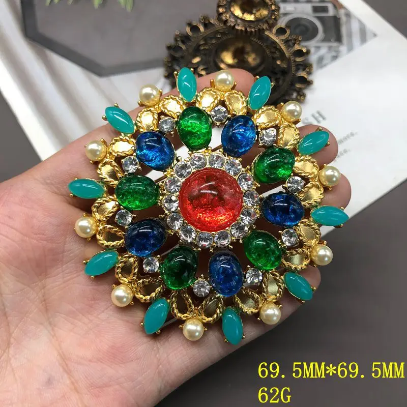 broche-redondo-de-imitacion-esmaltada-de-doble-capa-replica-de-broche-barroco-con-incrustaciones-de-diamantes-de-imitacion