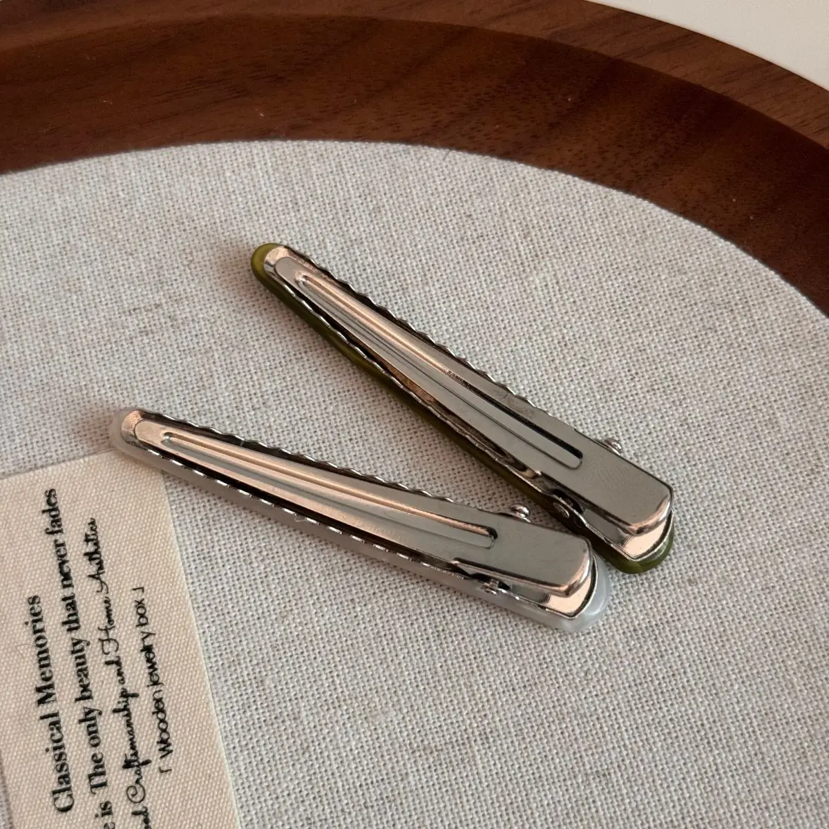 

Exquisite Acetic Acid Hair Clip Beauty Makeup Clip Forehead Bangs Side Hairpin Women Girls Duckbill Clip Styling Accessories New