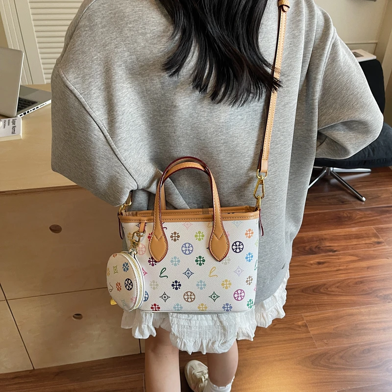 

Classic Leather Shoulder Bag for Women, Crossbody Bag with Spacious Compartment, By Famous Designer Luxury Brand