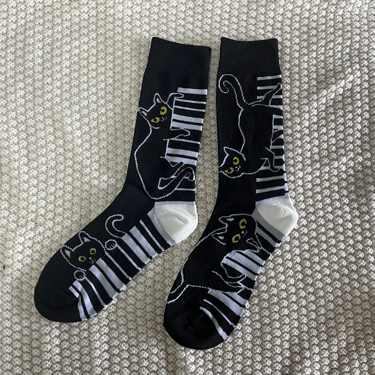 1 Pair Unisex Catoon Cat Piano Print Creative Comfy Mid Tube Socks Suit In All Seasons For Daily