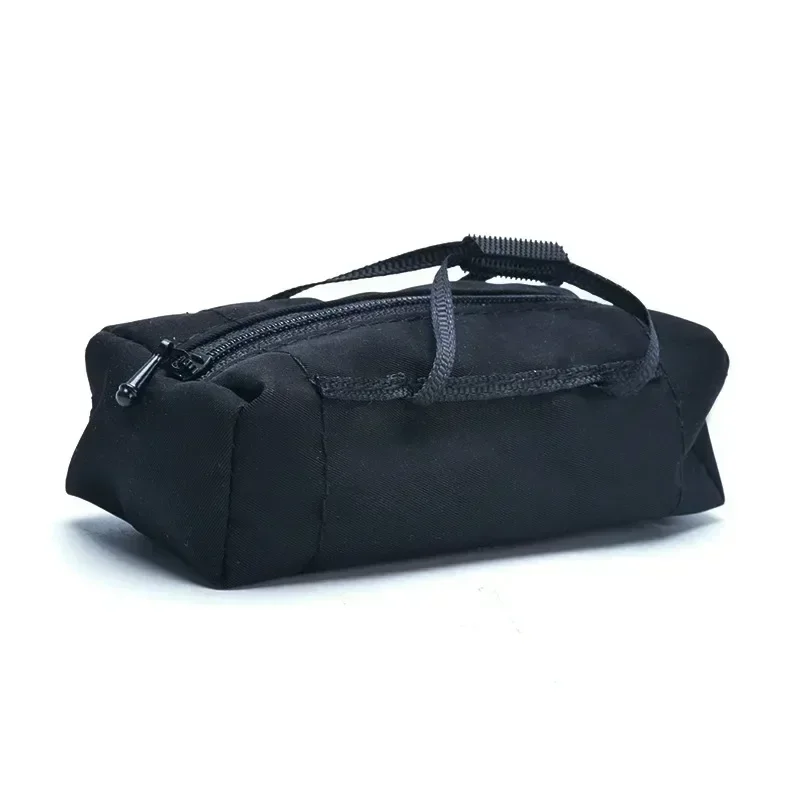 RC 모델 클라이밍 오프로드 무선 조종 자동차 시뮬레이션 장난감 야외 폭우 가방 러기지 랙 가방 장난감