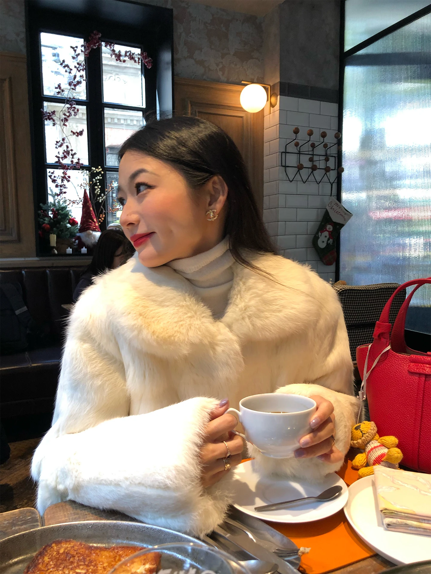 

Women's Fur Coat 2025 New Real Rabbit Fur Jaet Small Size Fluffy Winter Warmth Casual Sle Stand Version Thiened Long...