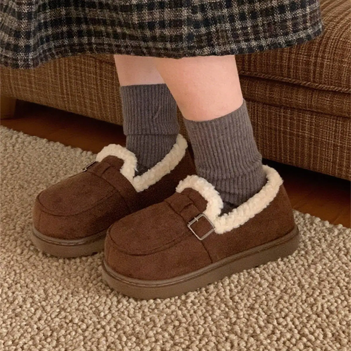 Casual Cotton Slippers Velvet-Lined Warm Men's Flat-Heel Slip-Ons Versatile Non-Slip EVA Cotton Shoes for Women