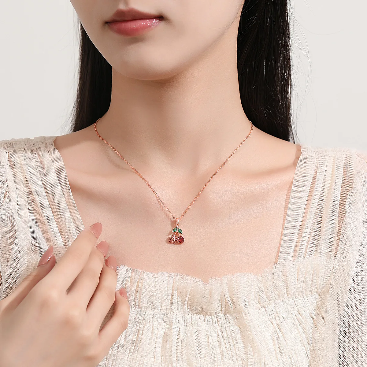 

S925 Sterling Silver Sweet Cherry Necklace Women's Korean Fashion Collar Chain Small Fresh Versatile Fashion Jewelry Gift