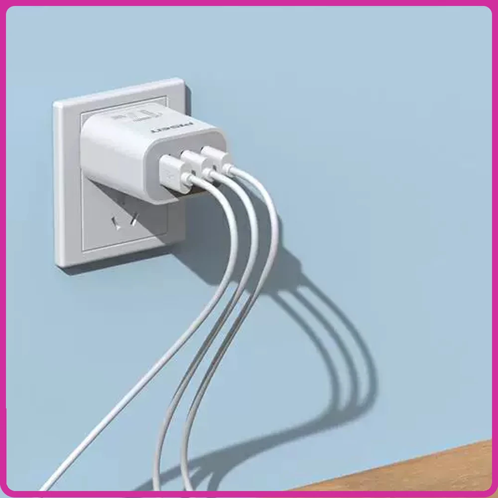 Pisen P047 USB Wall Charger 17W White 3 USB-A Ports 5V 3.4A Total Output with 1.5m Lightning Cable China Flat Plug