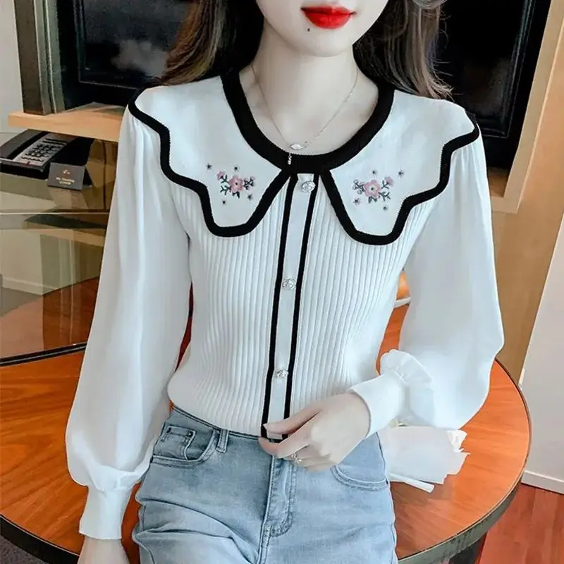 

Autumn 2024 New Women's Sweet Embroidered Doll Neck Knitted Shirt Fashionable and Stylish Western Chiffon Long Sleeve Top