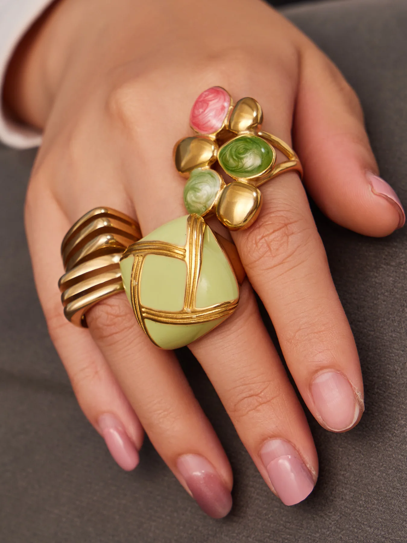 Übertrieben Bunter Emaille-Tropfenring aus 316L Edelstahl mit 18K Goldplattierung für Damen, Wasserfest und Farbecht – Detail 4