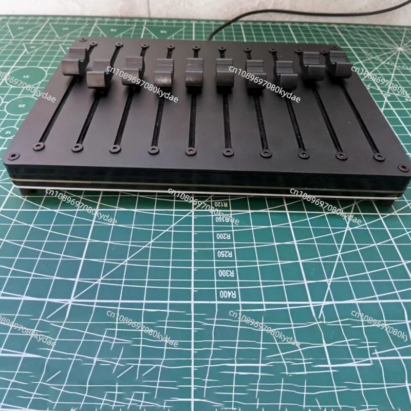 USB/type-C interface DAW software, 10-channel MIDI controller faders - customizable CC messages