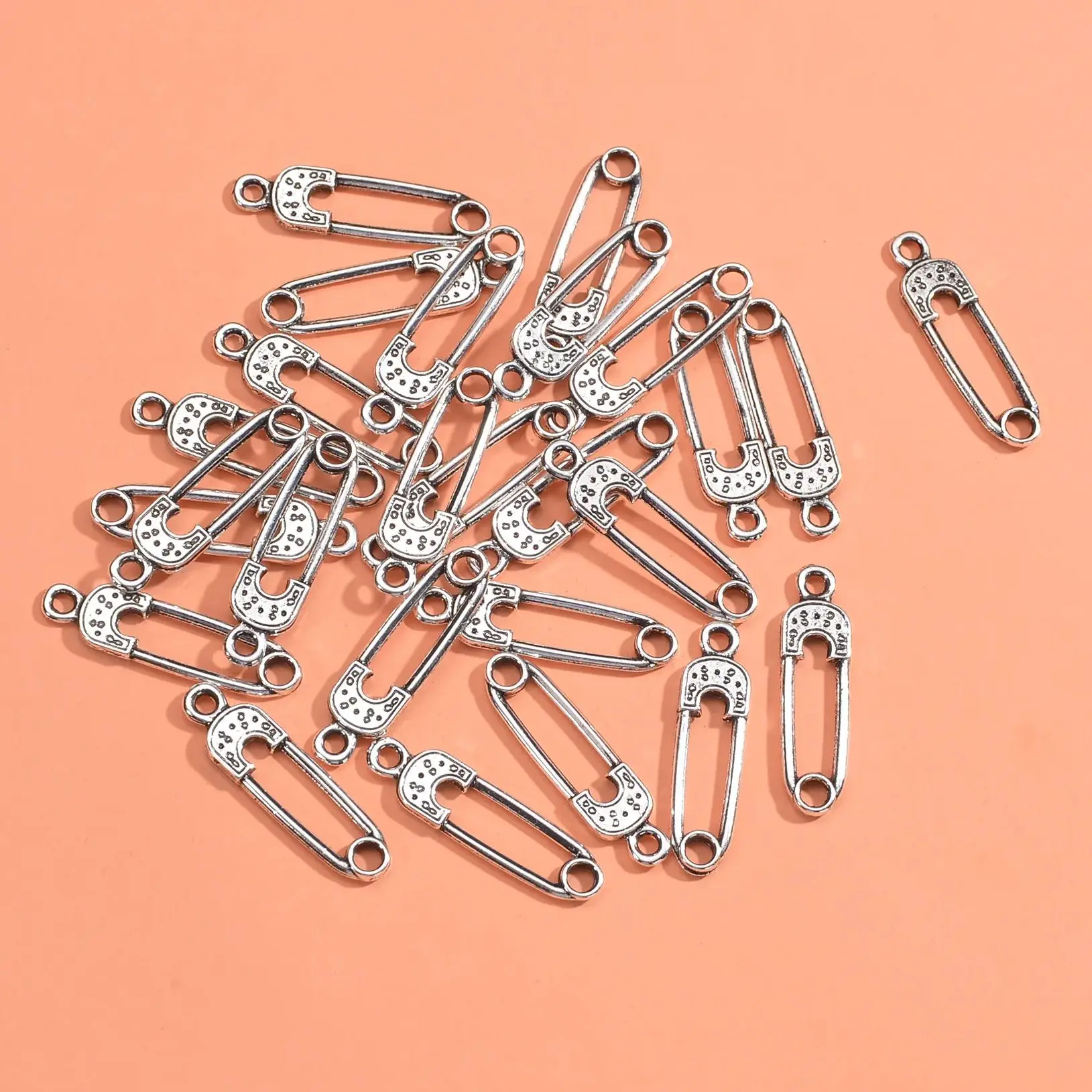 0.8*2.9cm Safety Pins Pendants Punk Studs Paper Clip For Earring Jewelry DIY Making Findings Charms Wholesales