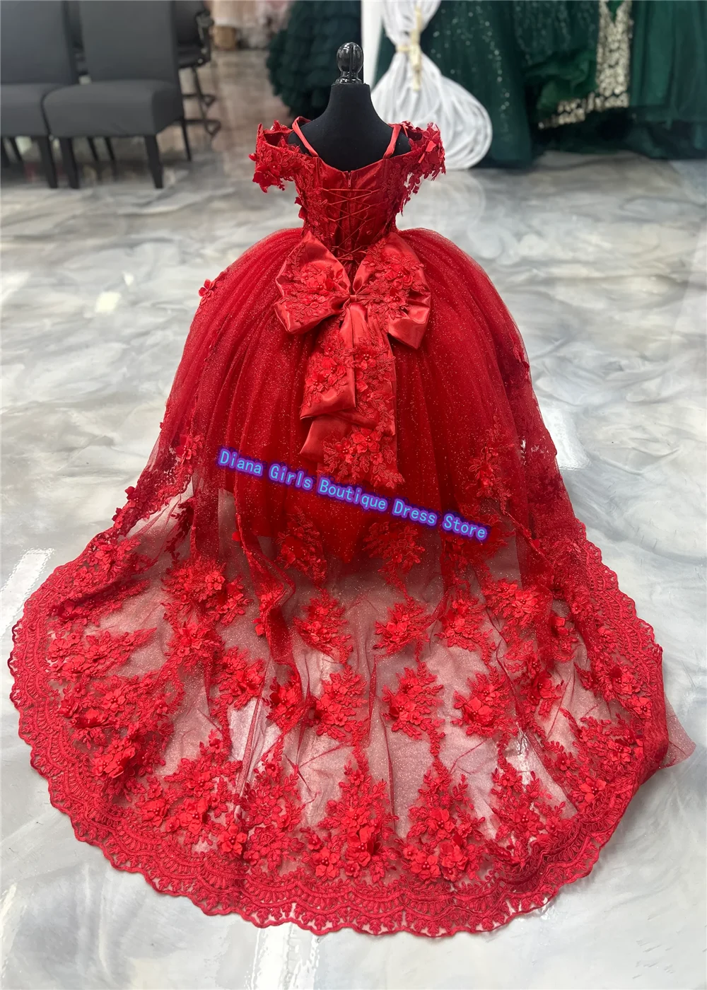 Elegant 3D Flowers Appliqué Flower Girls Dress for Wedding Tulle Fluffy Party Kids Girls Birthday Evening Gowns Customized