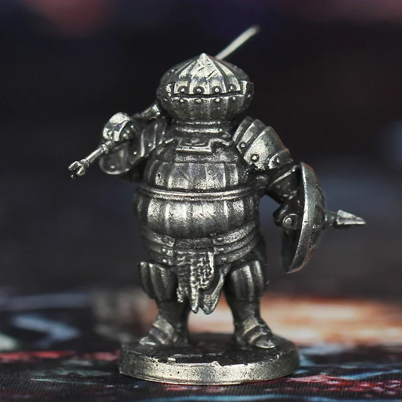 White Copper Dark Soul Sun Knight Onion Soldier Man Toy Model Finished Gift Board Game Pieces Ornaments Mini Figures Sculpture