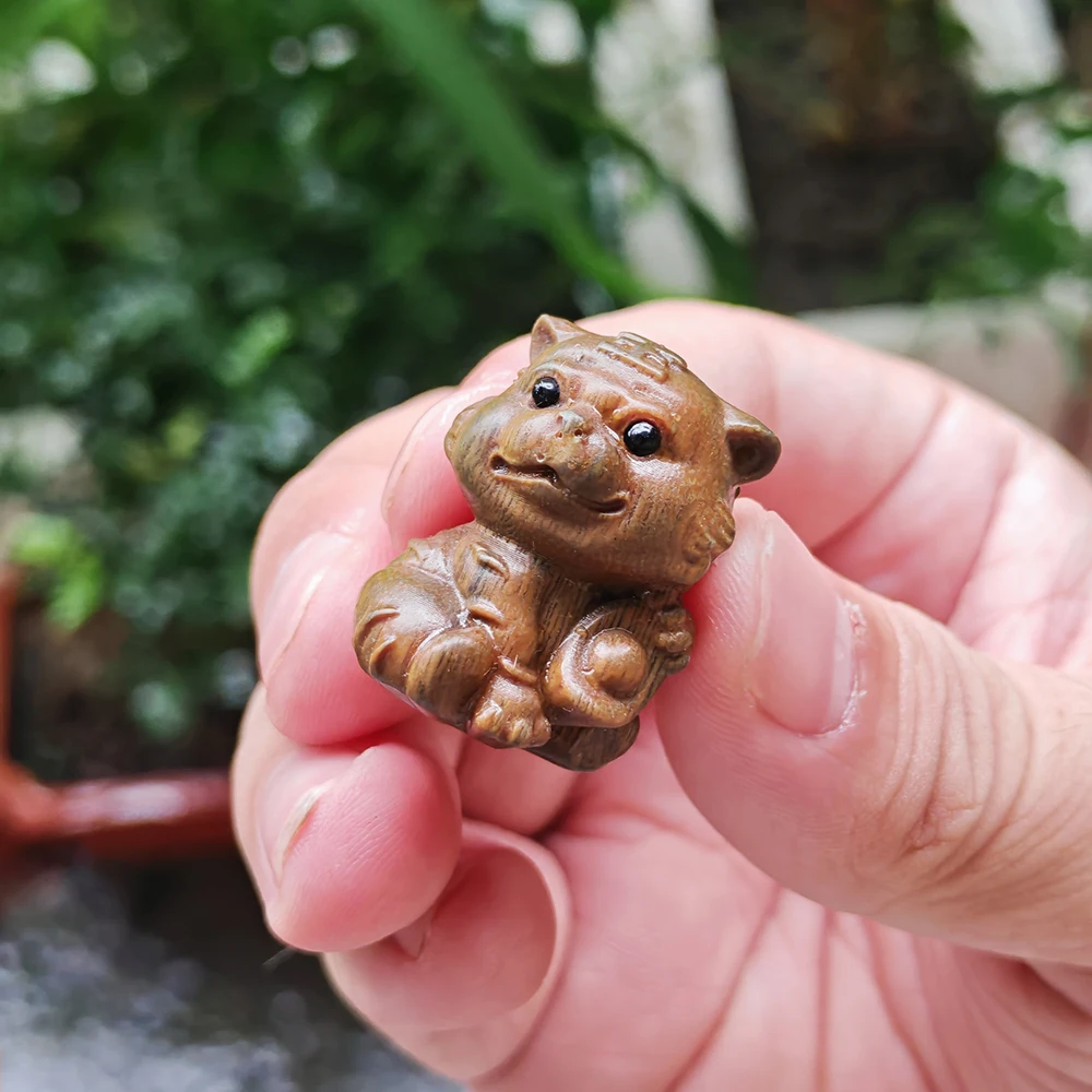 1.1 Inch Wooden Tiger Figurine, Animal Style, Simple Style, Suitable for Creative Desktop Decorations, Halloween Decorations, Christmas Gifts, Indoor Decorations, Home Decoration