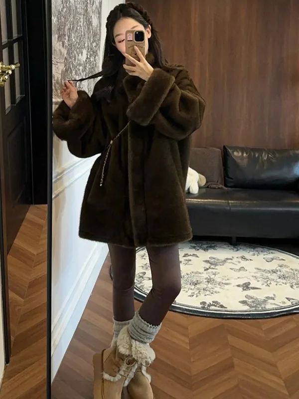 معطف فرو كوري بياقة واقفة فضفاض مناسب متوسط الطول صديق للبيئة من المينك الاصطناعي للشتاء عالي الجودة من الجلد والفراء J...