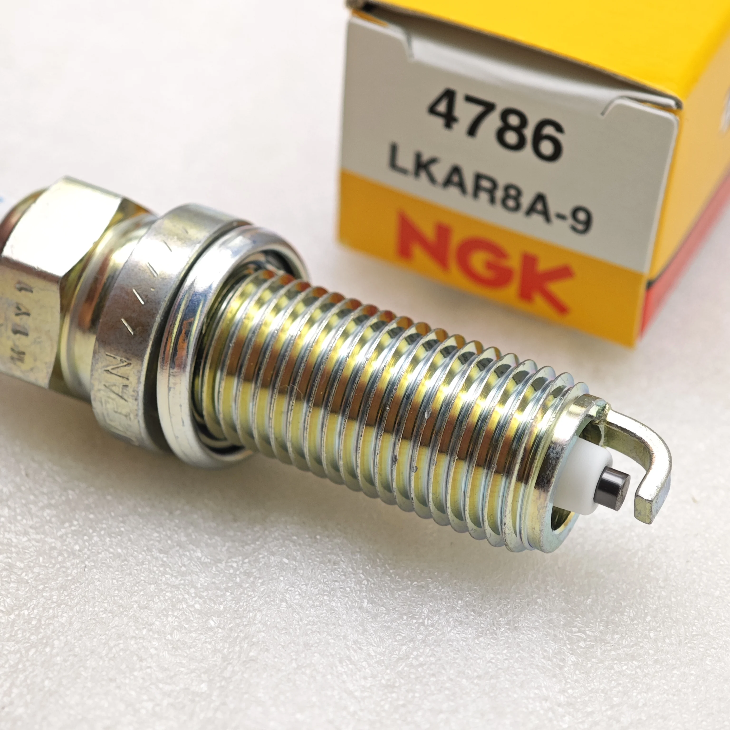 1pcs Original NGK Spark Plug LKAR8A-9 4786 is suitable for motorcycle KTM Duke 250 390 400 450 NS200