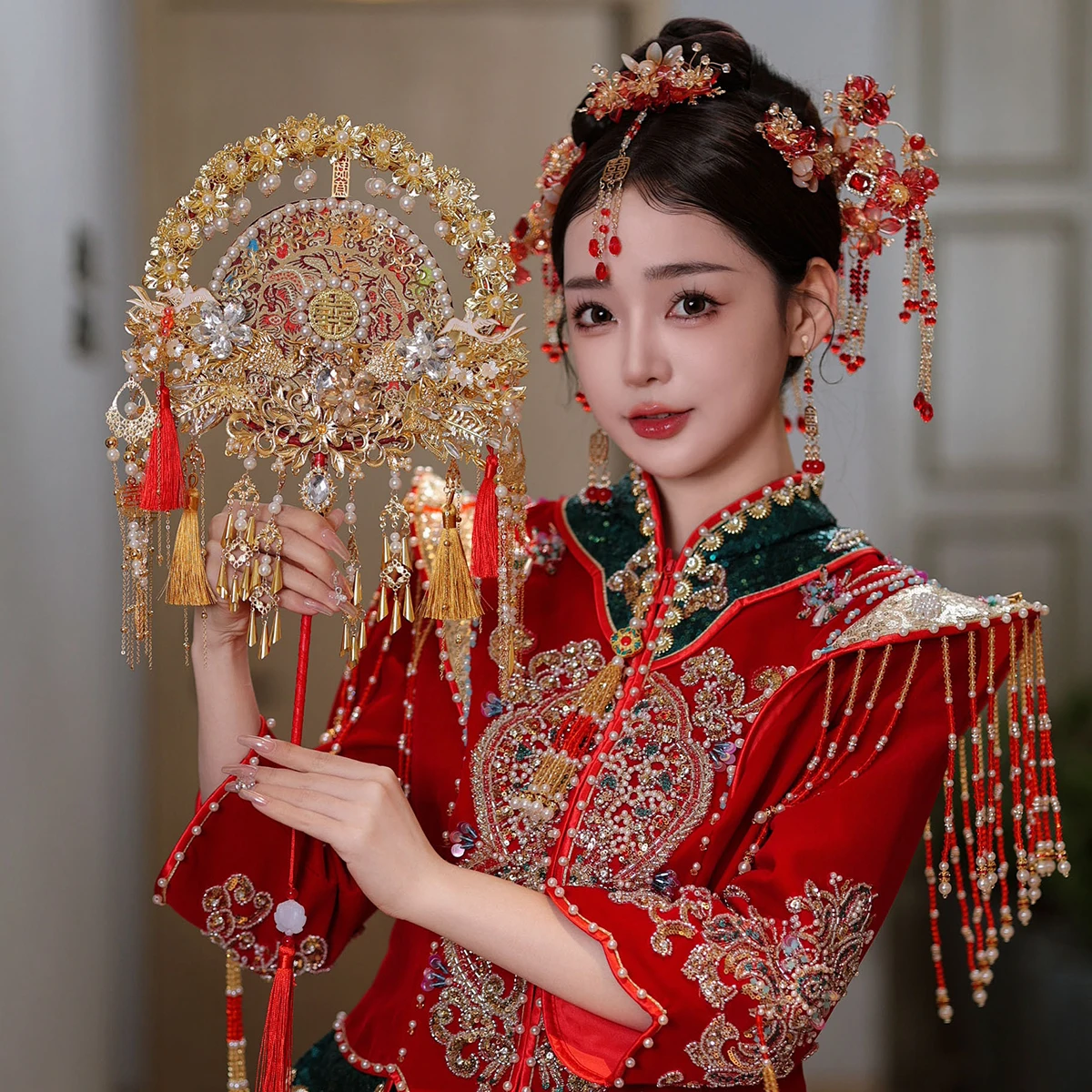 Chinese Bridal Group Fan Ancient Style Hanfu Wedding Decoration Crafts Photography Props Friends Gift Masking Fans