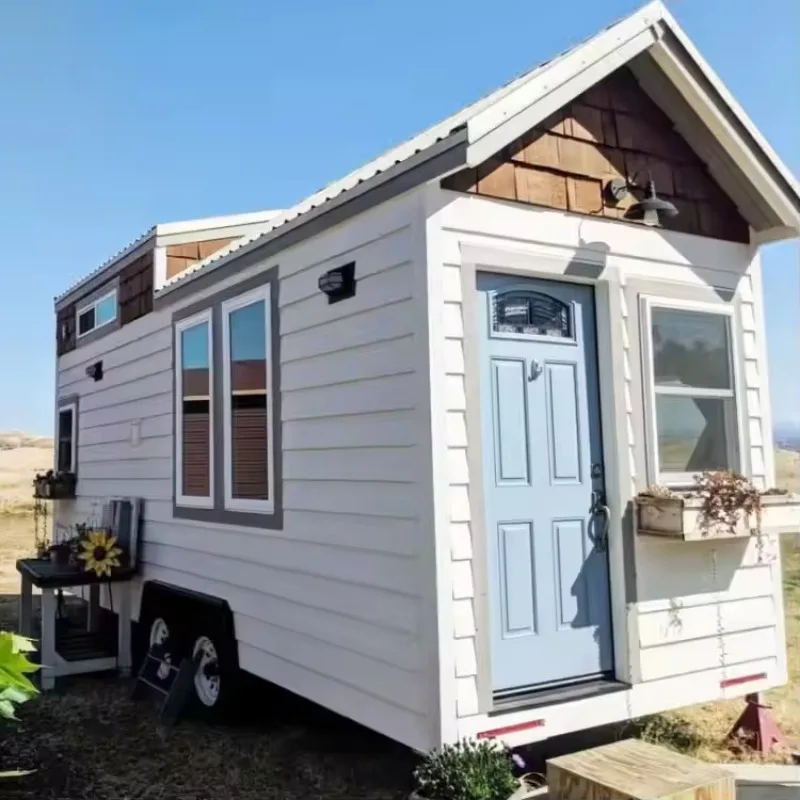 كابينة متنقلة حديثة مخصصة للمنزل الصغير على عجلات تصميم مريح لمنزل مقطورة لغرفة النوم وغرفة المعيشة هيكل فولاذي