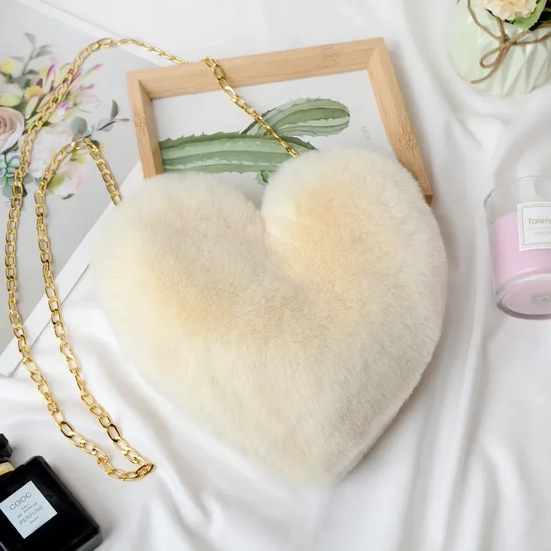 Bolso bandolera con forma de corazón, de felpa, imitación de piel de conejo, con cadena gruesa, bolso cruzado de hombro, estilo versátil para niñas