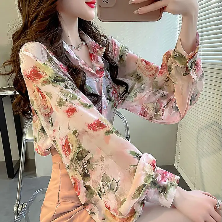 Retro Micro Transparent Air Conditioning Shirt Sunscreen Women\'s Shirt Summer New Korean Printed Lantern Sleeve Chiffon Shirt