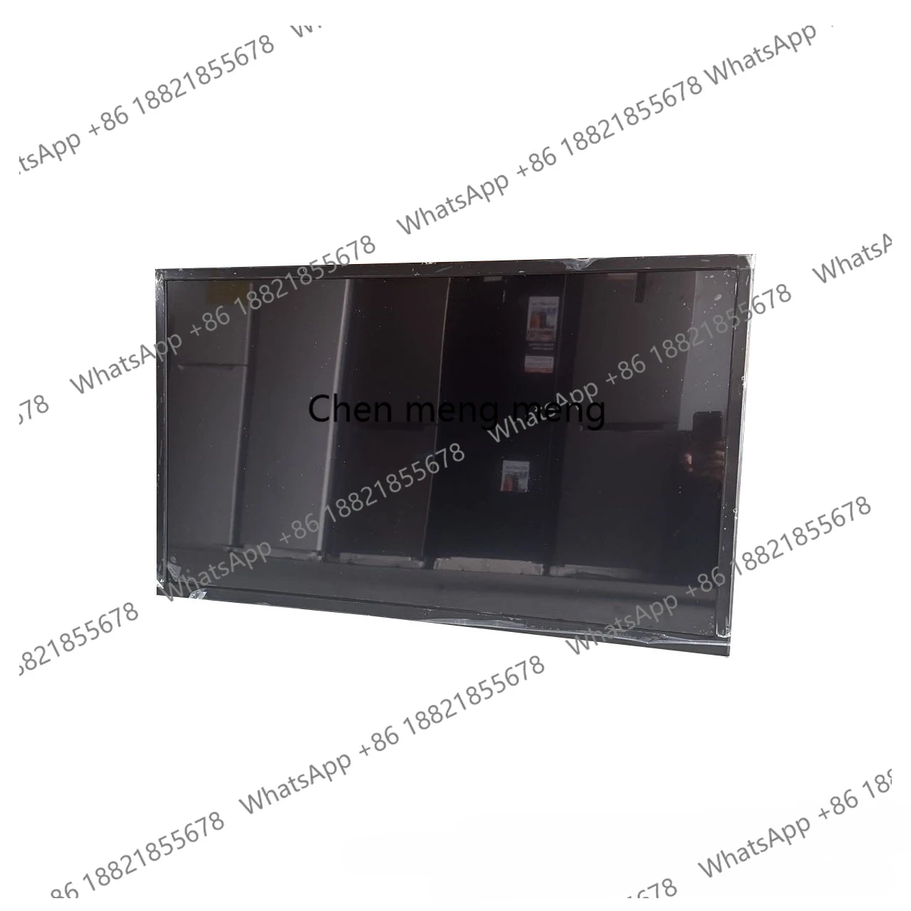 

32-Inch smart home TV with adjustable language and internet TV