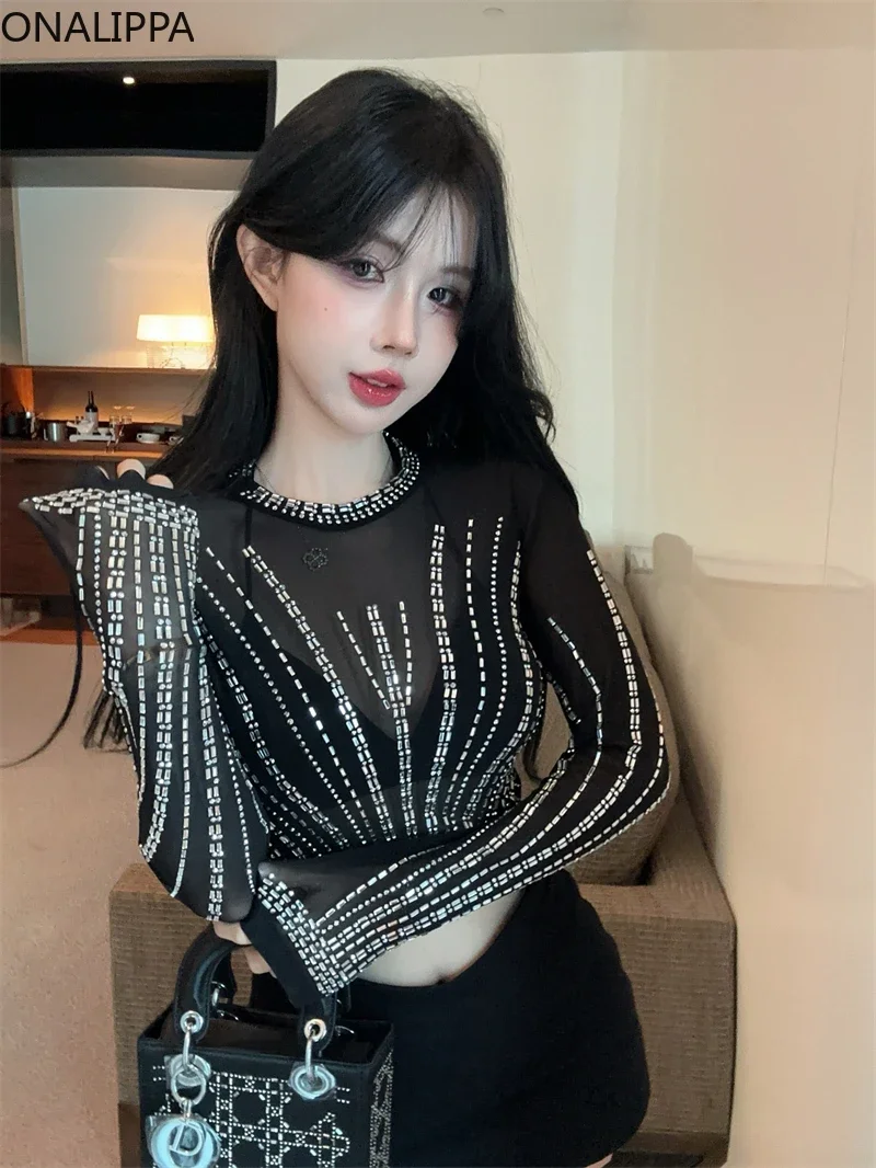 Onalippa Heavy Industry Beaded Elastic Crop Top Contrast Long Sleeves Sunscreen Shirts for Women Black Perspective Sexy Tops