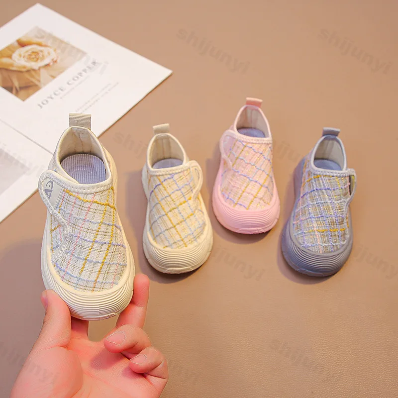 

Детская спортивная обувь, осень 2024, парусиновая повседневная обувь для девочек, удобная нескользящая уличная прогулочная обувь на мягкой подошве, детские кроссовки