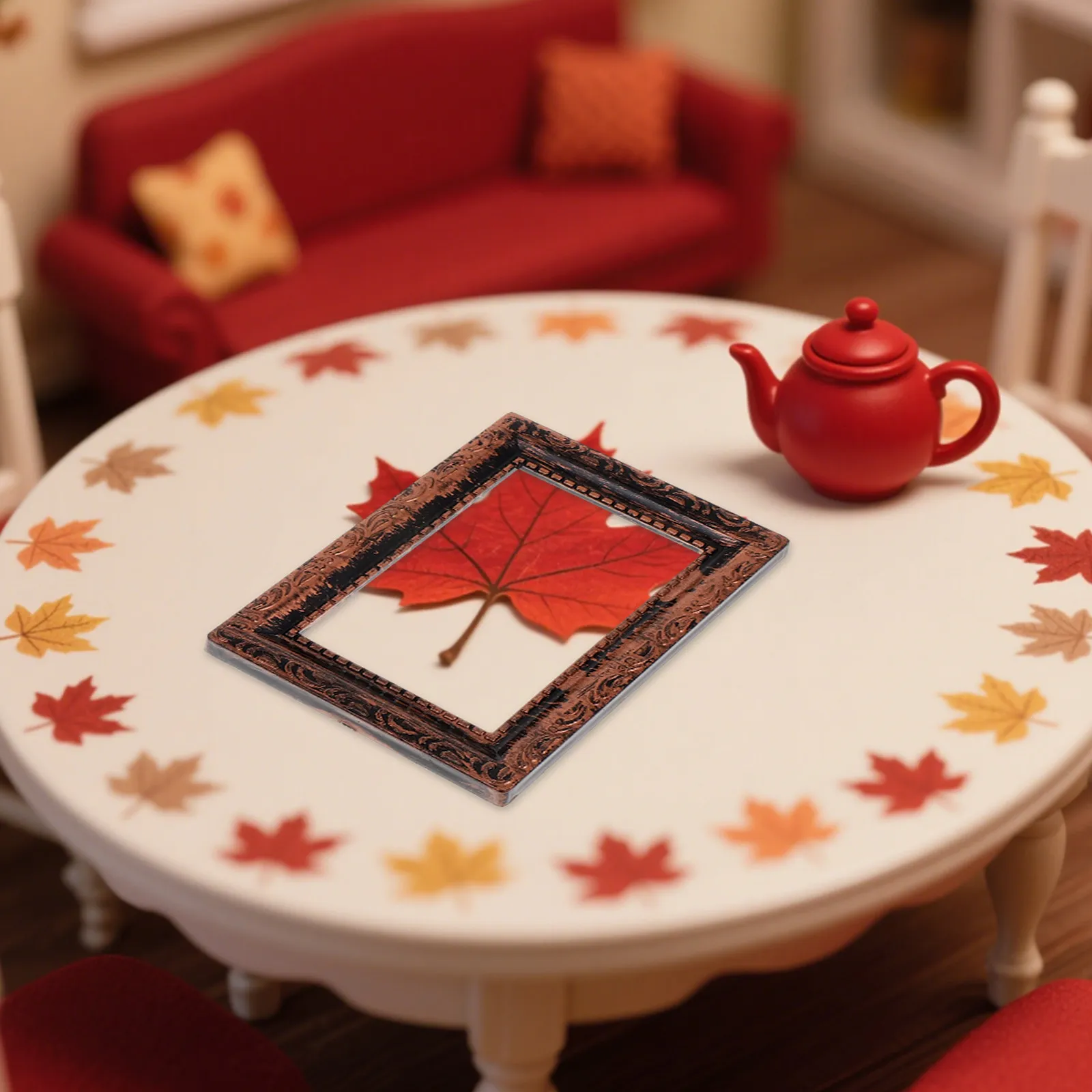 

5Pcs Elegant Bronze Mini Picture Frames 1:12 Scale Tiny Vintage Frames Dollhouse Decor Miniature Retro Photo Frame Set for Desk