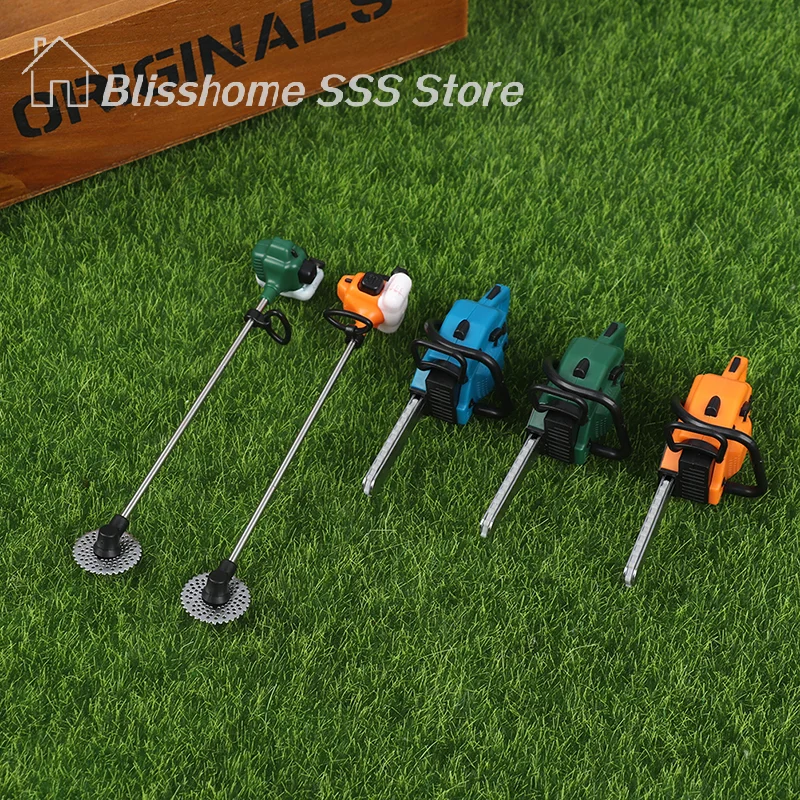 【S】1Pc Simulation Repair Tool Saw 1:12 Dolls Houses Miniature Furniture Accessories for 1:12 Scale Dollhouse DIY Projects