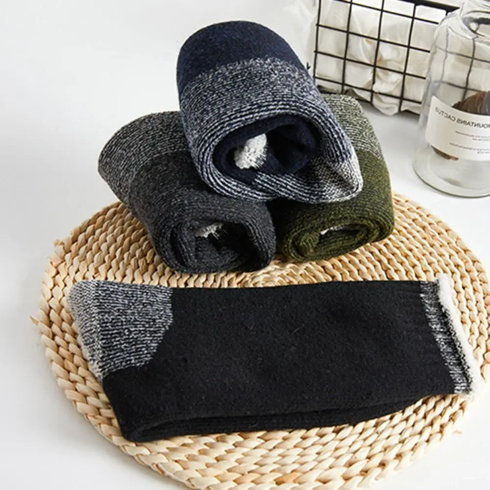 

Soft Comfortable Fuzzy Wool Socks Mountaineering Breathable Winter Warm Socks Thickened Outdoor Sports Socks For Female Male