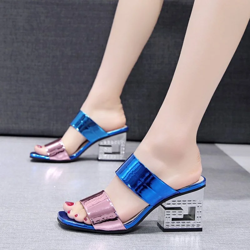 Women Fashion Patent Leather Sandals 2023 Summer Thick High Heels Slippers Woman Outdoor Solid Color Slip on Beach Flip Flops