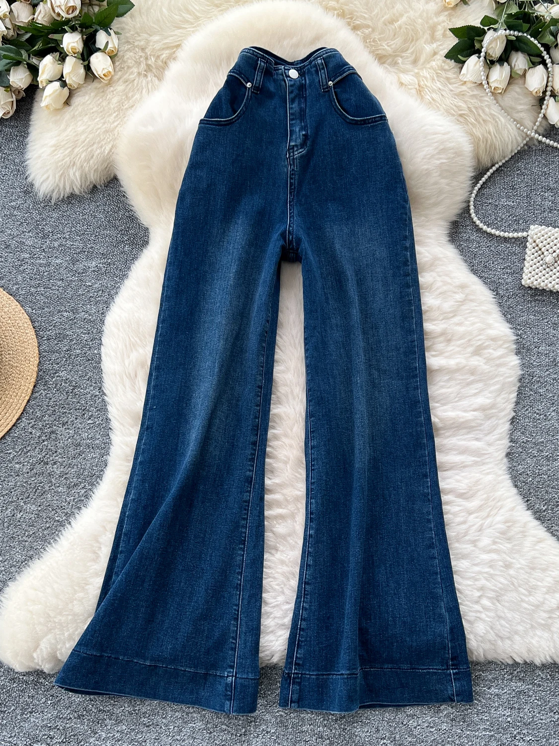 

Джинсовые брюки прямого кроя в стиле ретро для горячих девушек с высокой талией, широкие брюки прямого кроя, женские осенние потертые джинсы, расклешенные в пол...