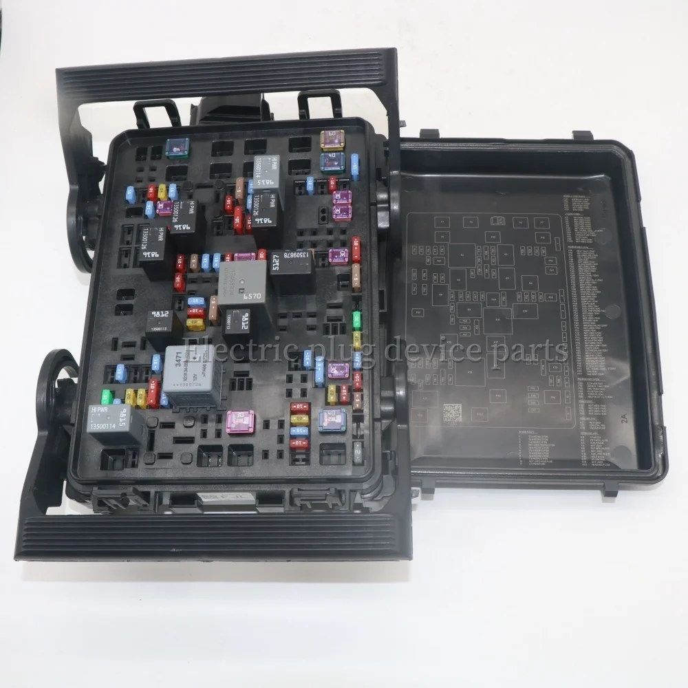 

84443538 84649450 23189699 Power Distribution Center Fuse Box for Chevrolet Corvette 6.2L 2014-2019 84019256 84248452