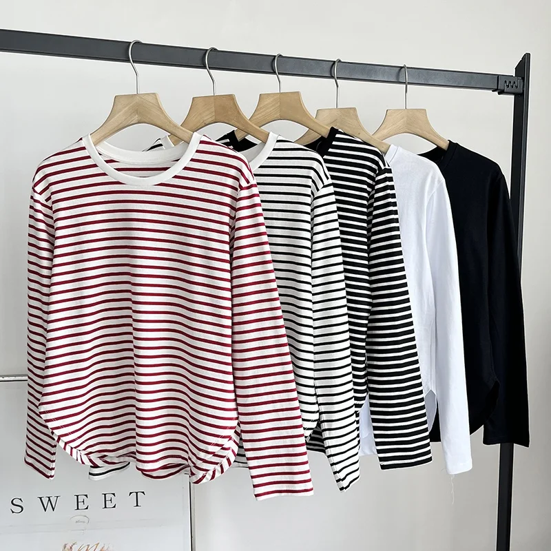 Lässiges, langes, gestreiftes T-Shirt aus Baumwolle von Sve, Farbe Blo Design, klassisches SLE für junge Frauen, Pendeln, Faion