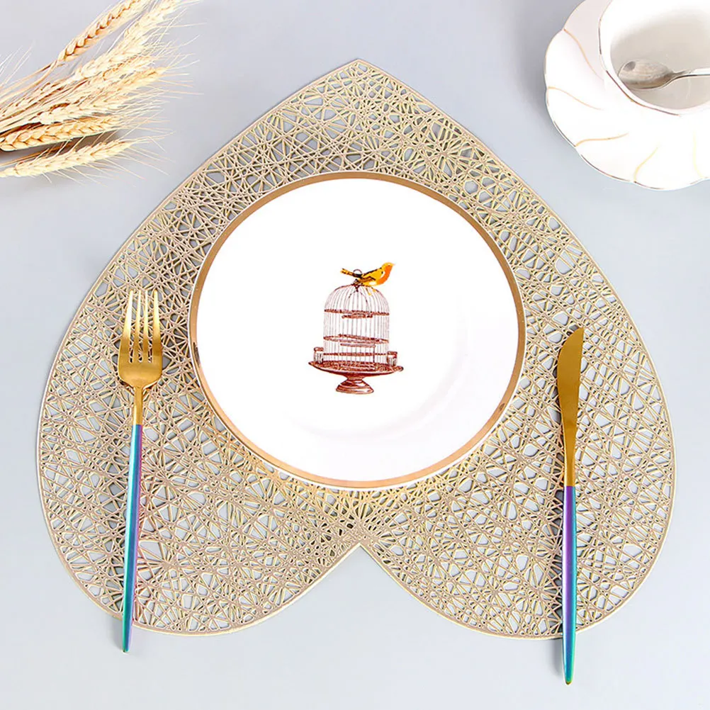 

6pcs Heart Shaped Placemats Heat Resistant Table Mats For Home Restaurant Decor Scratch Proof Pvc Wear Resistant Dining Mat Set