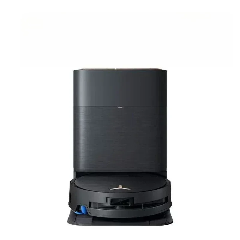 Sweeping robot fully automatic intelligent water loading and launching