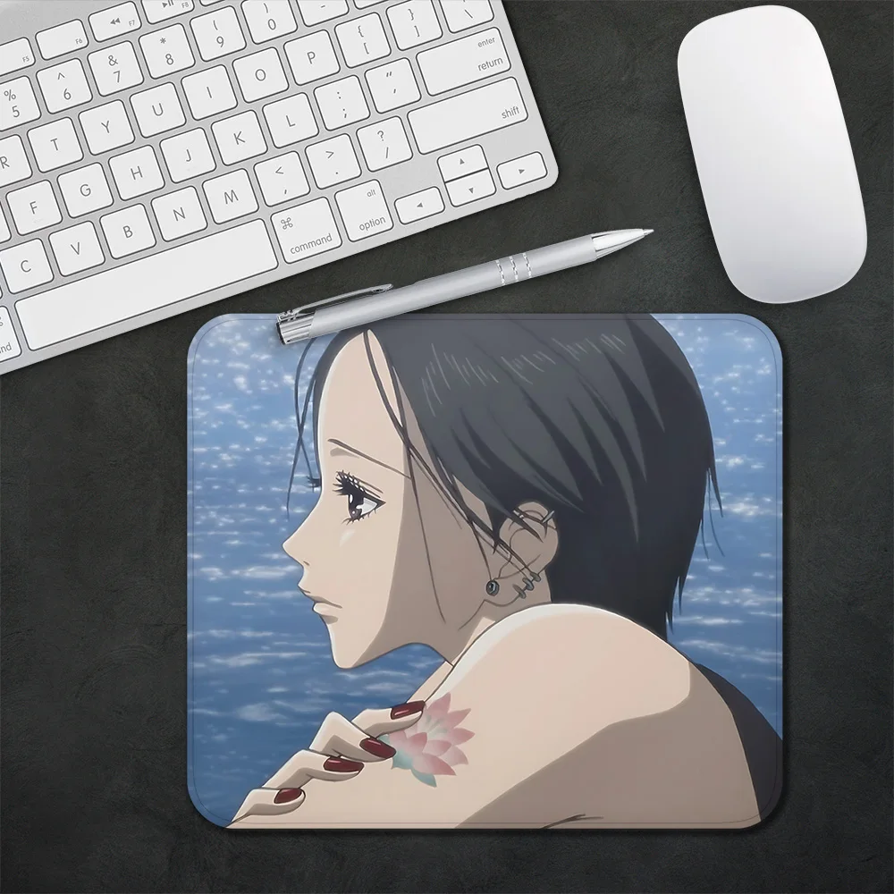 Nana Osakis Anime Gaming Mouse Pad XS Small Mousepad For PC Gamer Desktop Decoration Office Mouse Mat Deskmat Rug