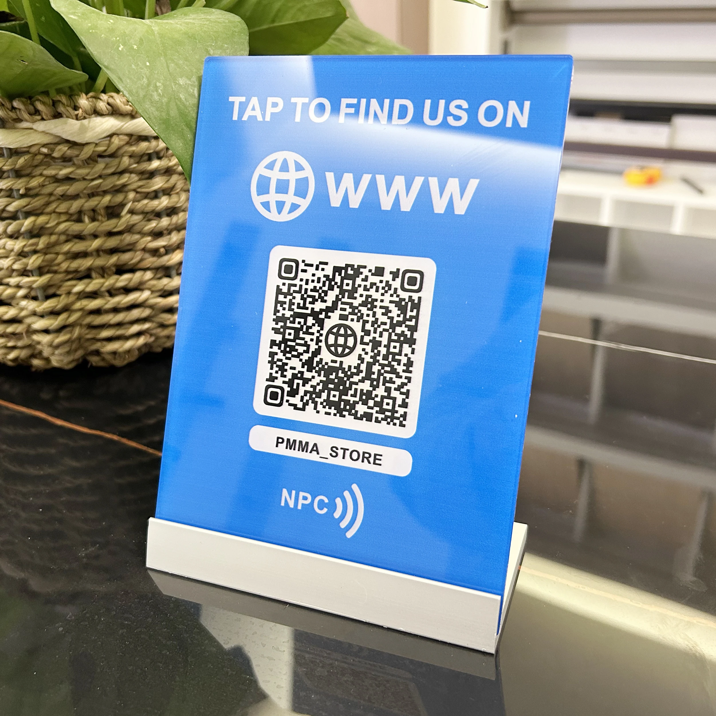 

NFC Induction Acrylic Website QR Code Sign Customized Social Media Board