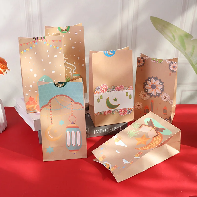 

12pcs Eid Mubarak Kraft Paper Candy Bags With Stickers Ramadan Kareem Decoration Star Moon Cookie Bag Islamic Muslim Party Decor