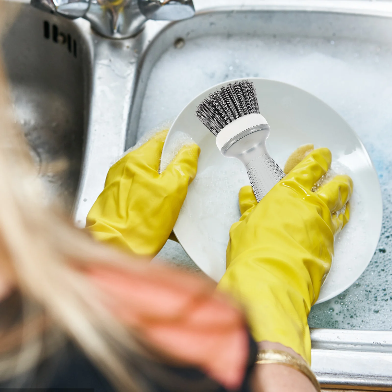 

1Pcs Liquid Filling Brush Kitchen Bathtub Cleaner Multipurpose Scrubber for Tiles Floors Windows Sink Ceiling Fan