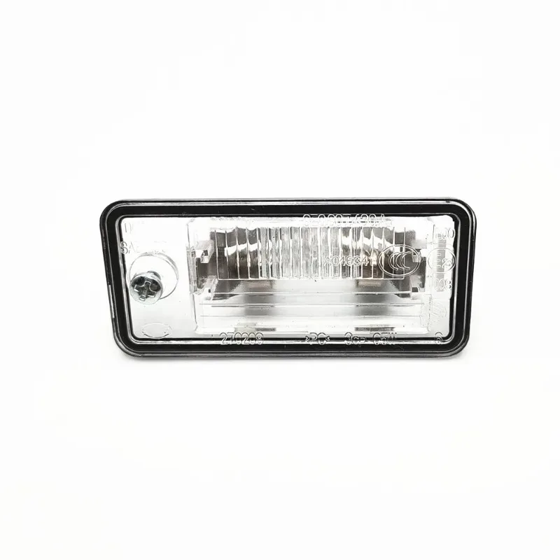 

8E0807430A 8E080 7430A 8E0 807 430 A 1pcs Car LED Number License Plate Light 18LED Error Free For Audi A3 S3 A4 B6 A6 S6 A8 RS4