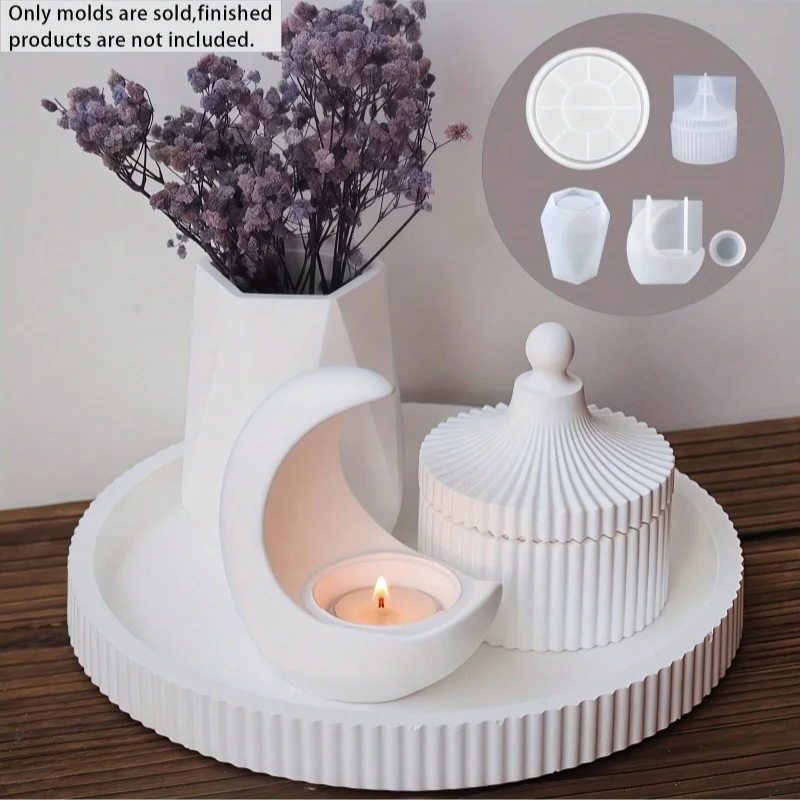 

Подсвечник Moon, граненая ваза, коробка для хранения в полоску, набор силиконовых форм в полоску (продается в наборе)