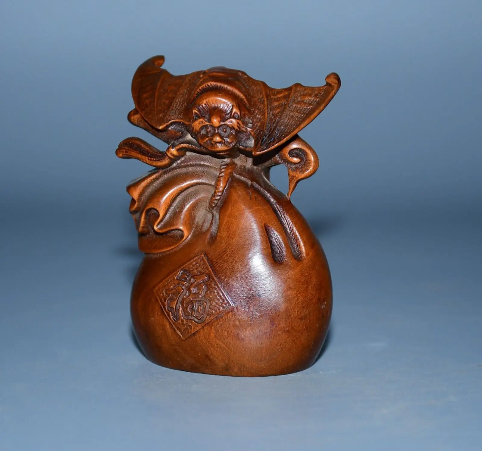 Chinese Old Boxwood Carved Exquisite Bat Money Bag Statue Figurines Lucky Gift