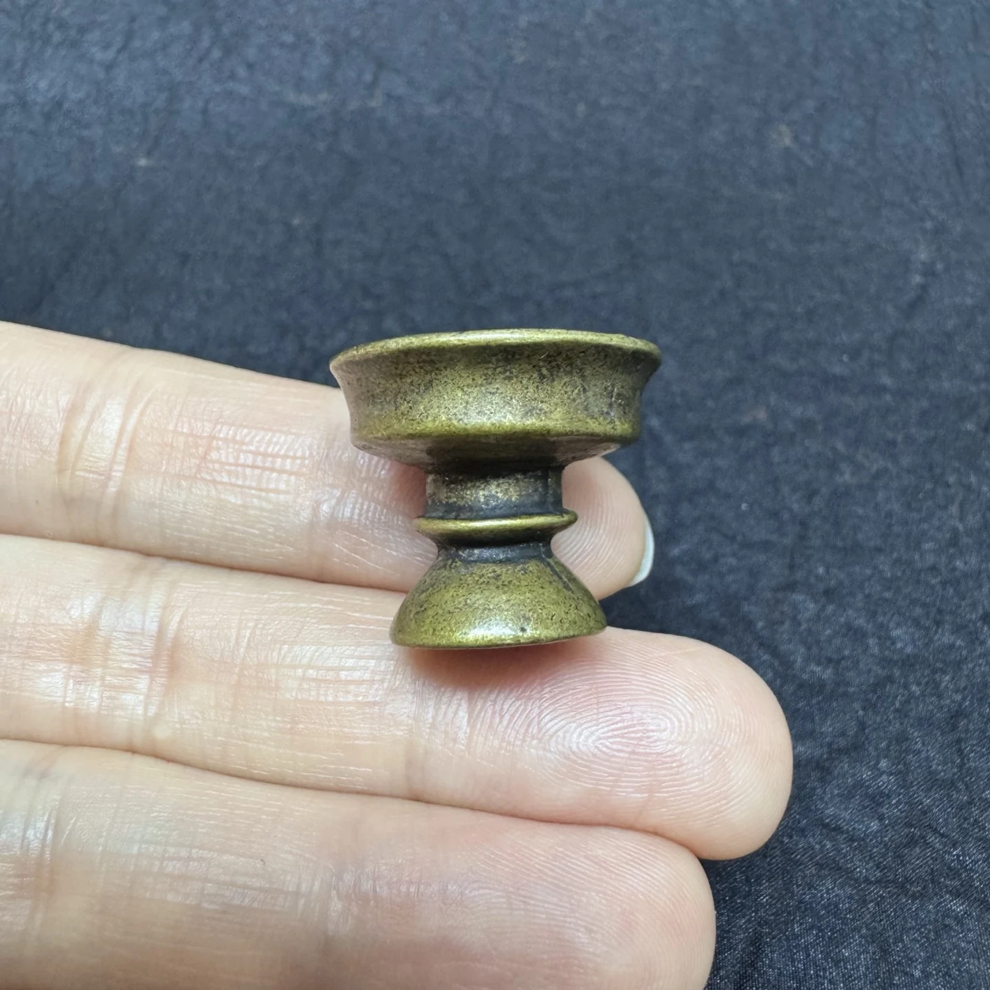 Mini Brass Incense Burner Perfect Car Necklace Bag, Keychain Accessories Elegant Miniature Sculpture Aromatherapy and Home Décor