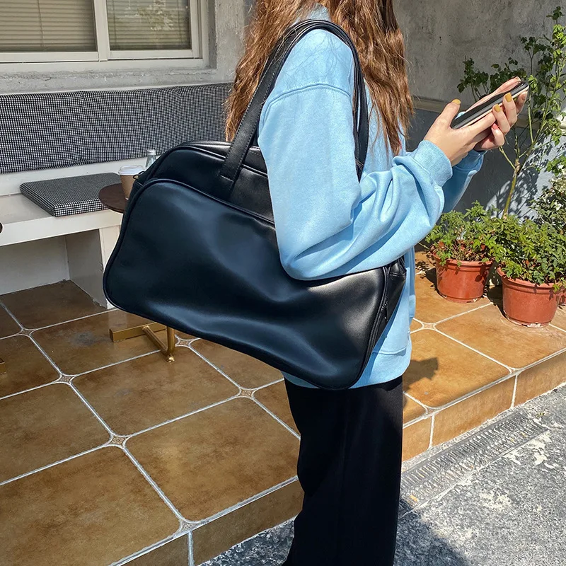 Bolsa de axilas de couro de grande capacidade para mulheres, monocromática de alta qualidade, casual, luxo, designer, negócios, bolsa de ombro, nova