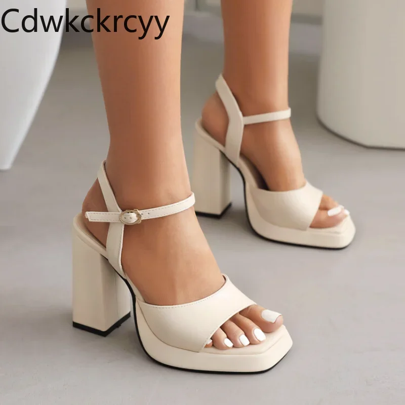 summer fashion Fish beak Exposed toe high-heeled Women\'s Sandals Solid color Simplicity comfortable Square heel Fashion sandals