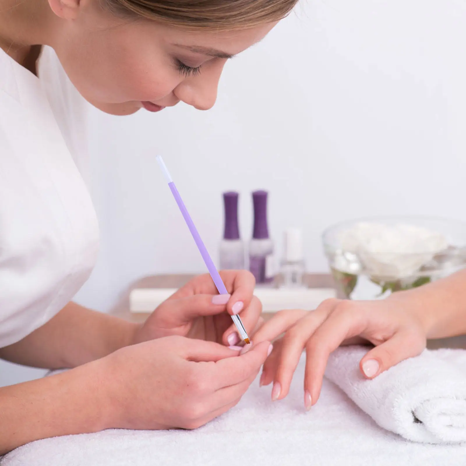 

Набор из 7 профессиональных кистей для нейл-арта с тонким наконечником, легкие и удобные в использовании, для детализированного маникюра и дизайна ногтей