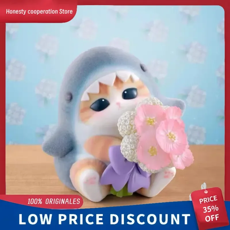 

Japanese Version Bandai MOFAMOFY Cute Cat Figurines Bee Cat Shark Cat Collectible Models Toy Figures Healing Series Home Decor