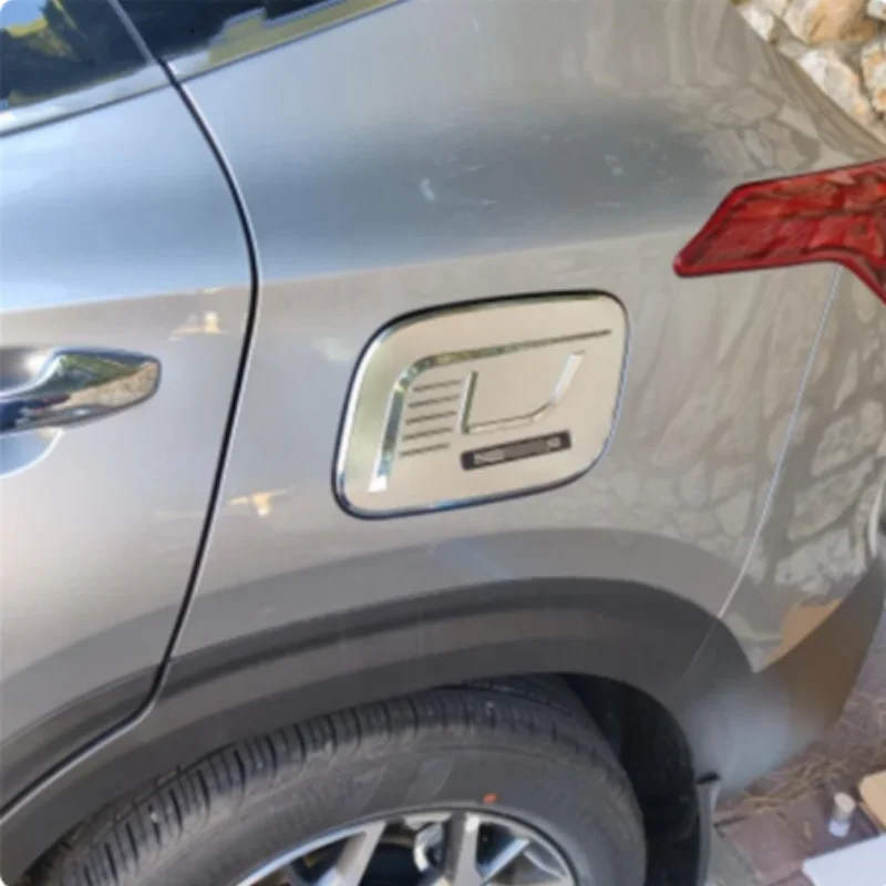 

For Kia Seltos 2019 2020 2021 2022 ABS Carbonfiber Car Accessories Fuel Oil Gas Tank Cap Trim Cover Frame Sticker Decoration