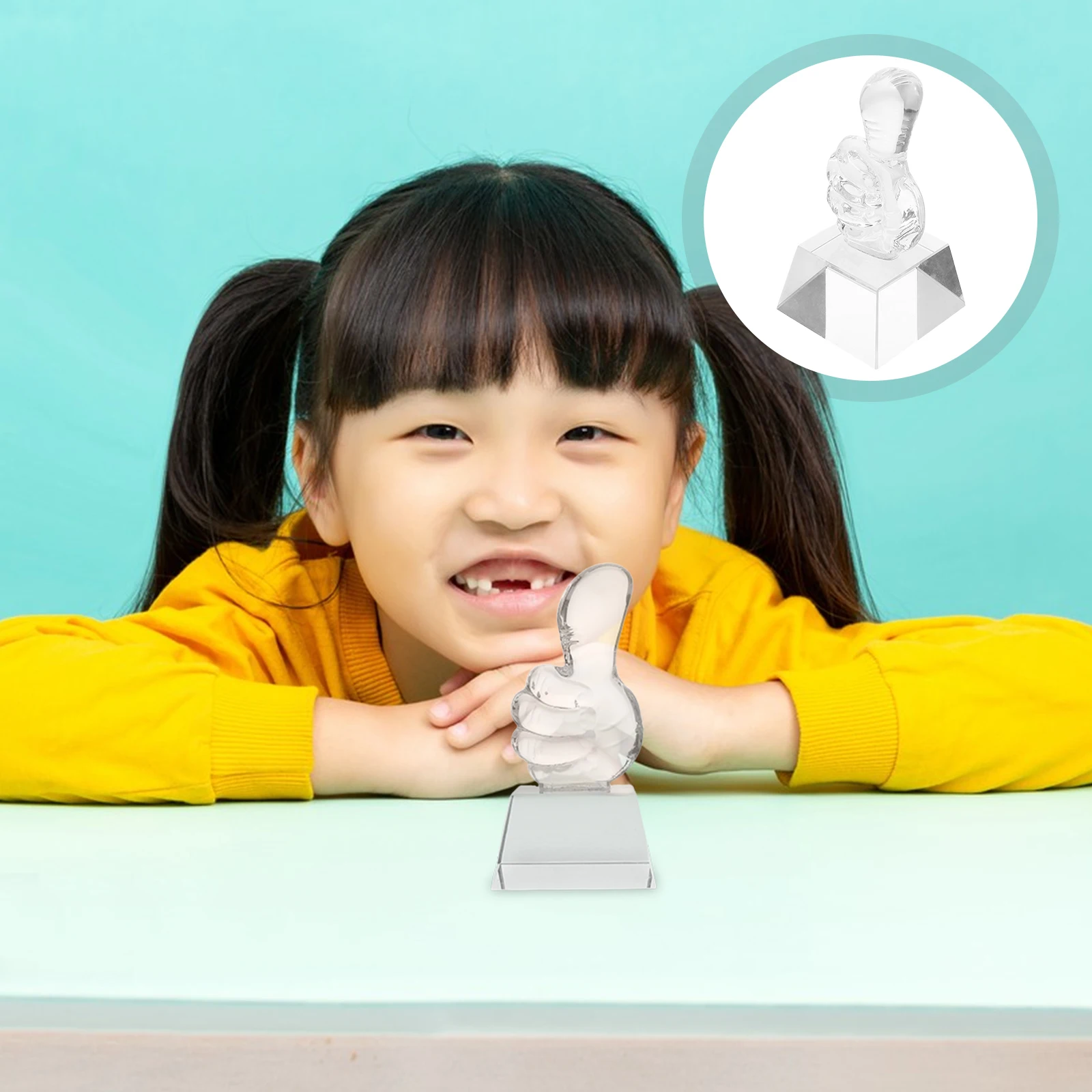 

Cartoon Mini Crystal Trophy Youth Competition Award Thumbs Up Hand Gesture Sturdy Shining Decor Party Favor Prize Exquisite