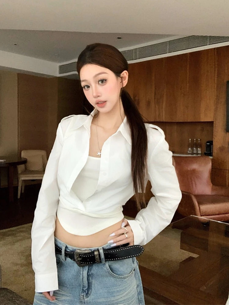 

Slim Fit Long Sleeve Shirt Women's Design Sense Short Style Casual Fashion Waist Cinched White Blouse Top for Spring 2026