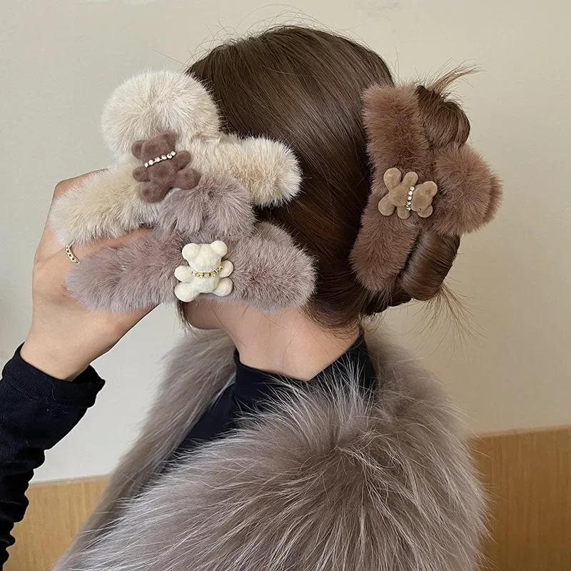 2022 Fashion Autumn and Winter Cartoon Bear-shape Hair Claw Women Headdress Plush Hair Crab Shark Clip Korean Style Headwear